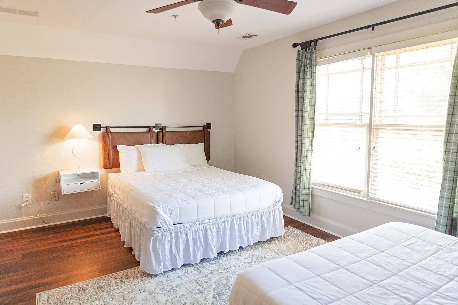 Hogan Cottage bedroom with two beds